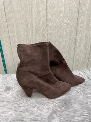 Boots Ankle Heels By Urban Outfitters In Brown, Size: 8