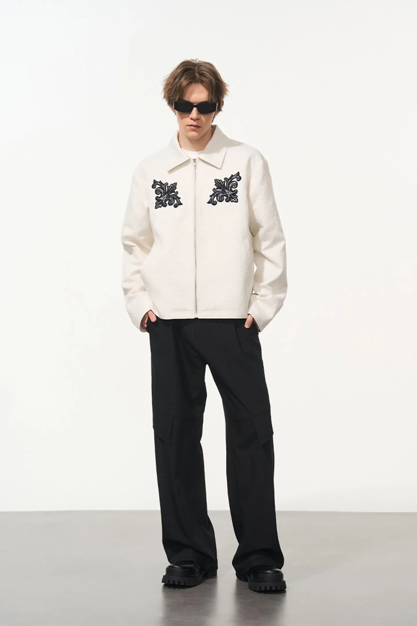 Embossed jacquard embroidered Scout flower lapel jacket