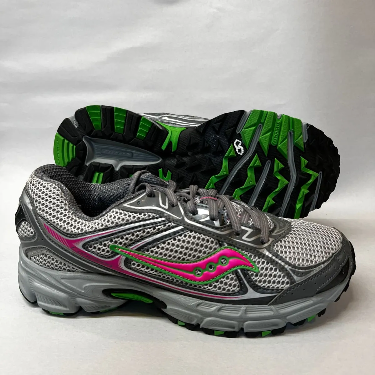 SAUCONY Women's Grid •Cohesion TR7• Trail Running Grey/Green/Fuchsia Size 8M -Preowned